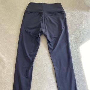 High waisted leggings